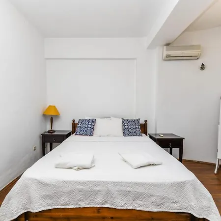 Duplex House With Shared Pool Near Beach In Appartement