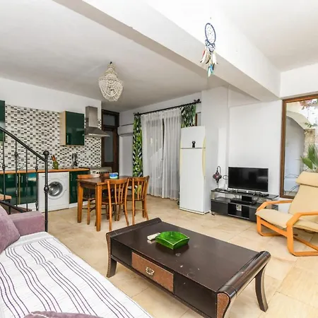 Apartment Duplex House With Shared Pool Near Beach In Kalkan