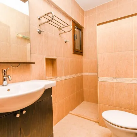 شقة Duplex House With Shared Pool Near Beach In كالكان
